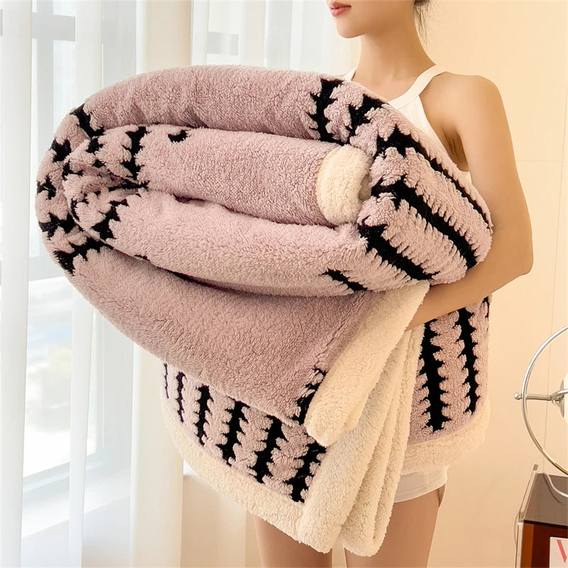 Cozy Plush Fleece Blanket with Spruce Design